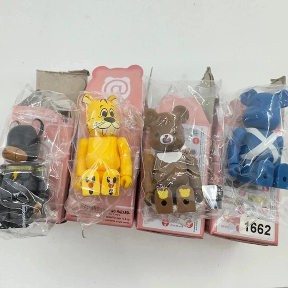 NEW Set Of 4 Bearbrick Series 45 Blind Box by Medicom Toy - Picture 2 of 7